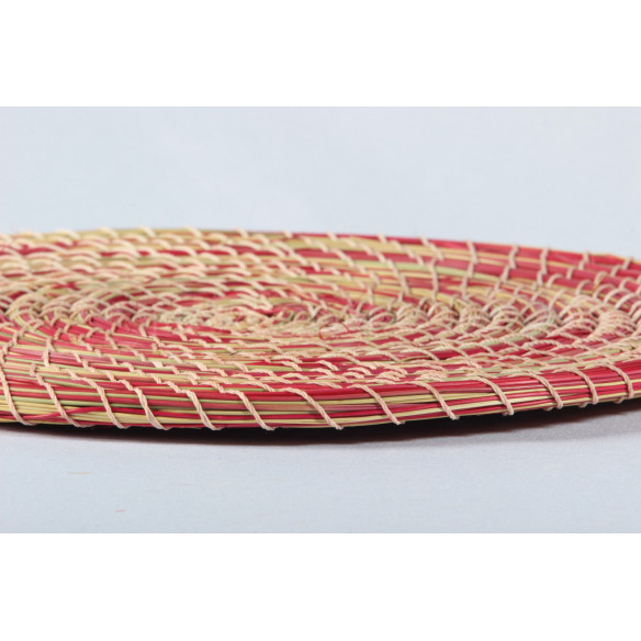 Pink vegetable fiber trivet