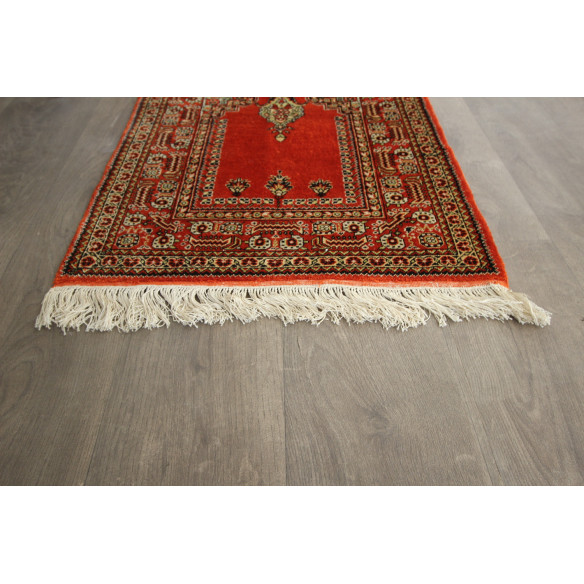 Tableau Décoratif rectangulaire En Soie motif oriental Rouge .98 x 0.63 cm