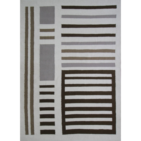 Elegant Kilim rug with rectilinear hand-woven shapes.