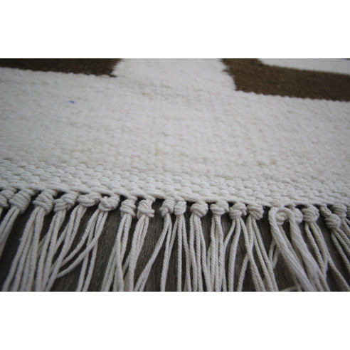 Elégant Tapis Kilim aux formes rectilignes...