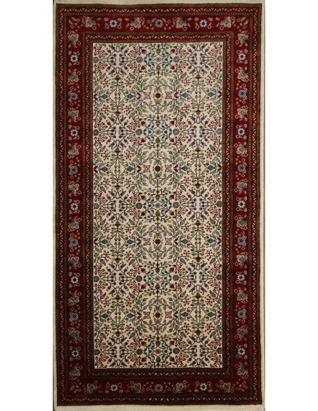 Classic Decorative Silk Table Red Jasmine Patterns