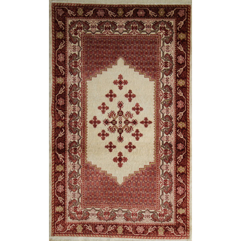 CLASSIC SILK LIVING RUG 102 x 0.63 cm