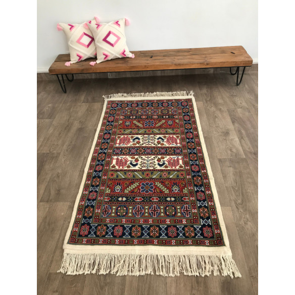 Lantana Knotted Thin Rug 30*30