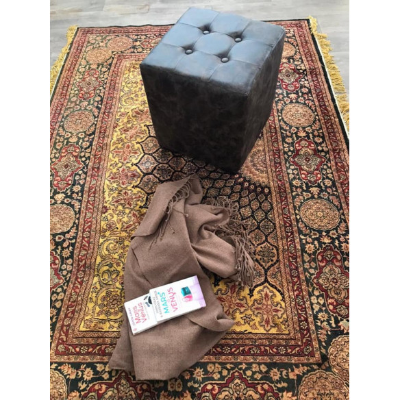 Pouf Carré Assis Capitonné