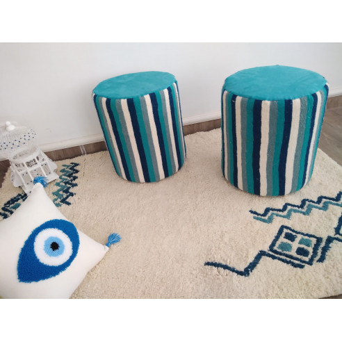 Pouf tabouret en kilim artisanal couleur bleu forme rond chez margoom