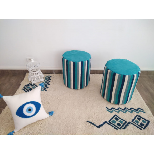 Pouf tabouret en kilim artisanal couleur bleu forme rond chez margoom