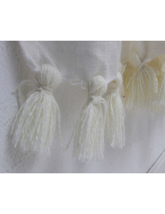 Rideau Hayek Artisanal Pompon 2
