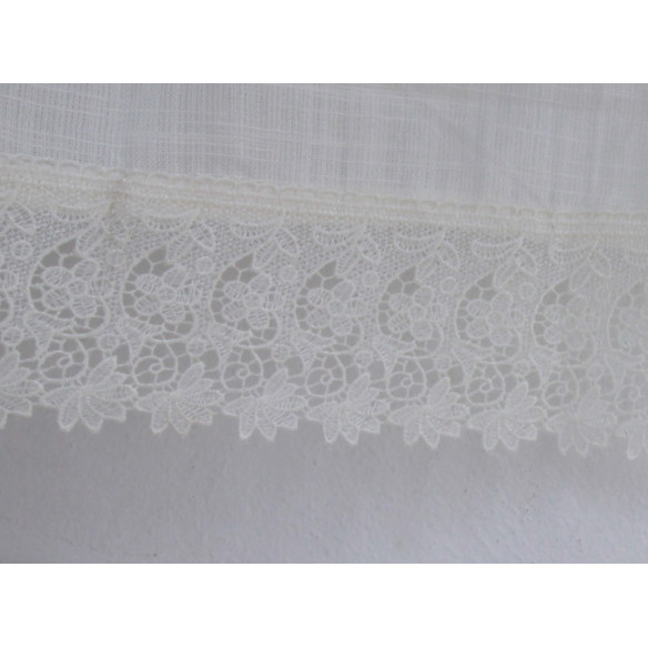 Hayek curtain with lace